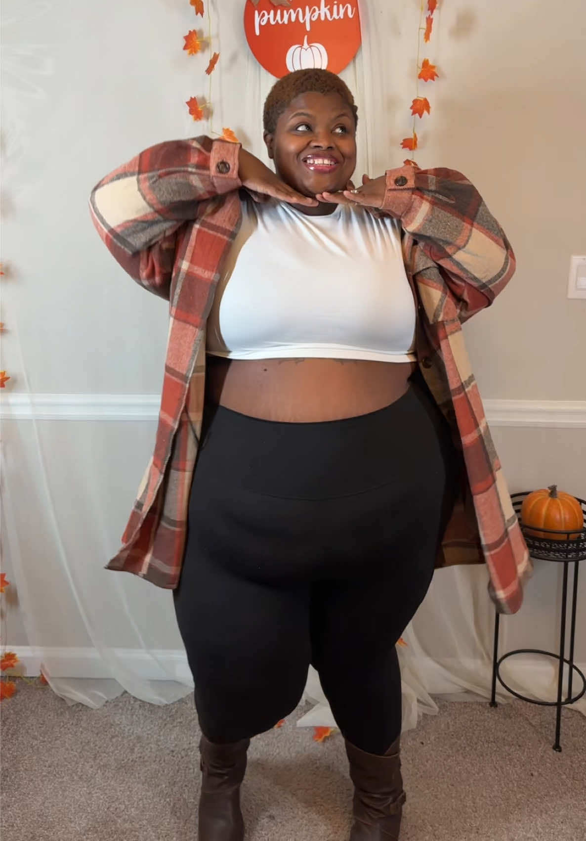 @Nikki • Plus Size Fashion