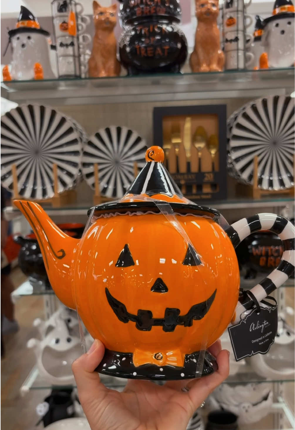 @MotherSpookyWitch