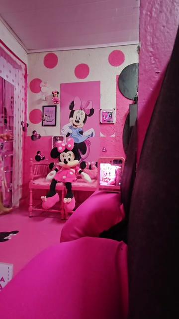 @Minnie rosa Humana