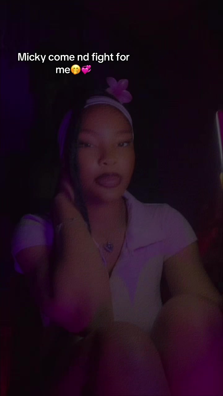 @Pretty kelly💗🩷