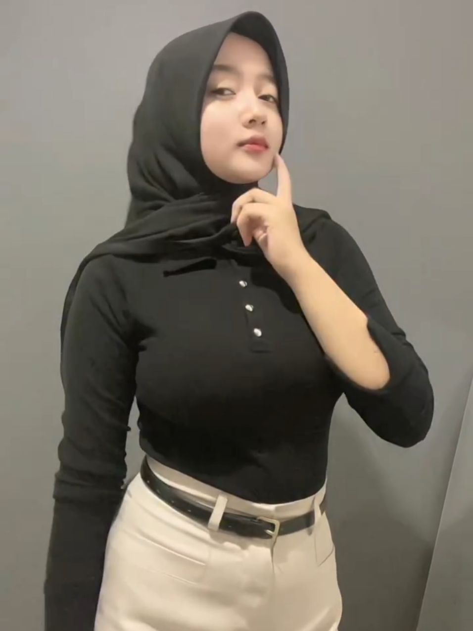 @ZAHRA ALINA