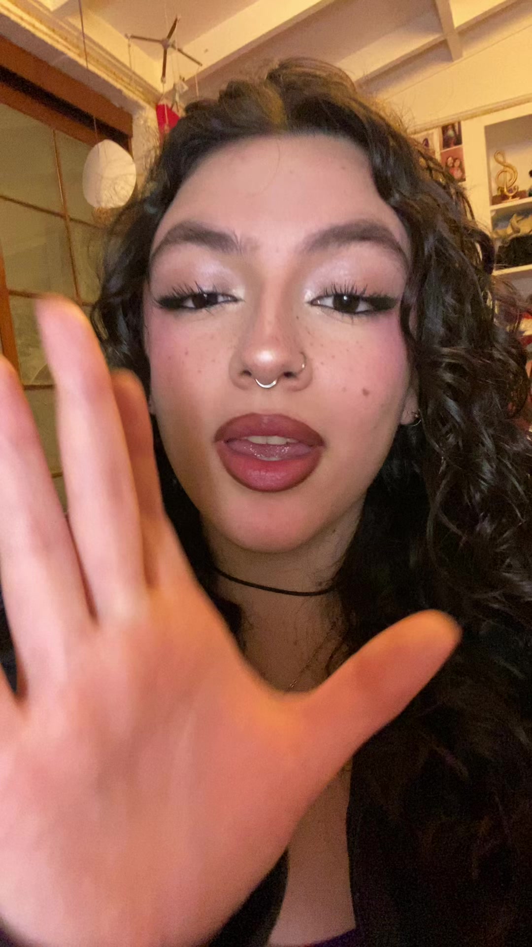 @Emiliaa