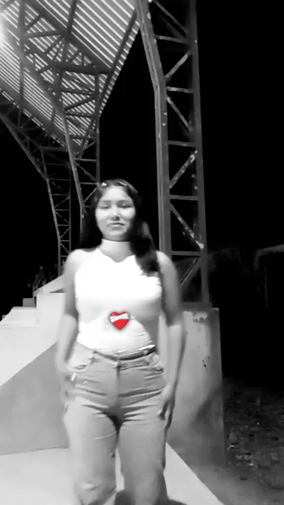 @shinahoteñita🍒🇧🇴