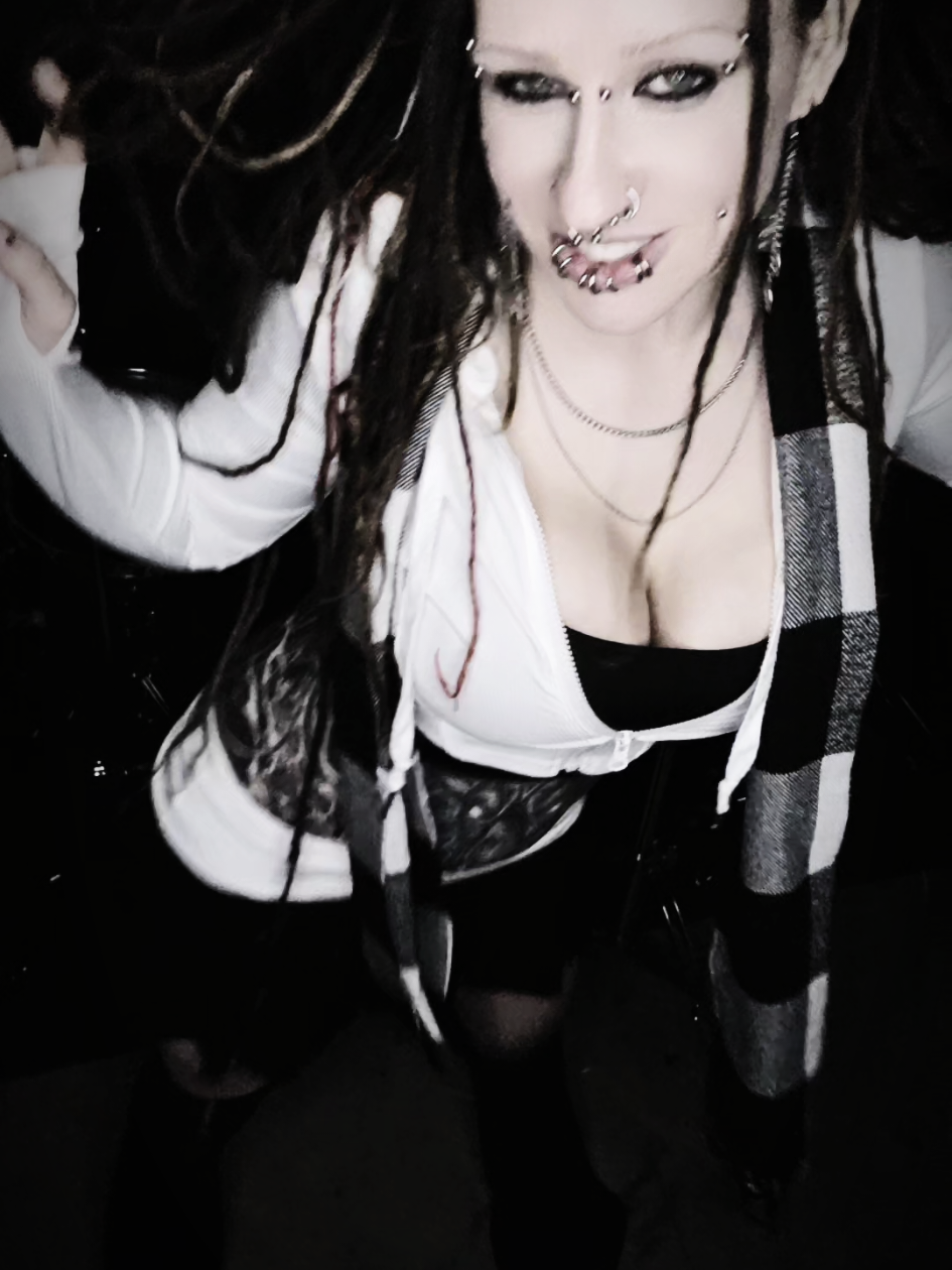 @Dreadfully Gorgeous