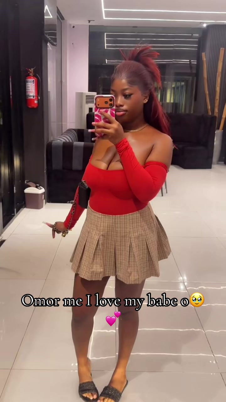 @Laura bby😍