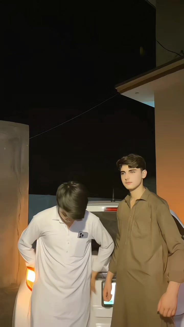 @( 𝐀𝐦𝐢𝐫_𝐊𝐡𝐚𝐧 )
