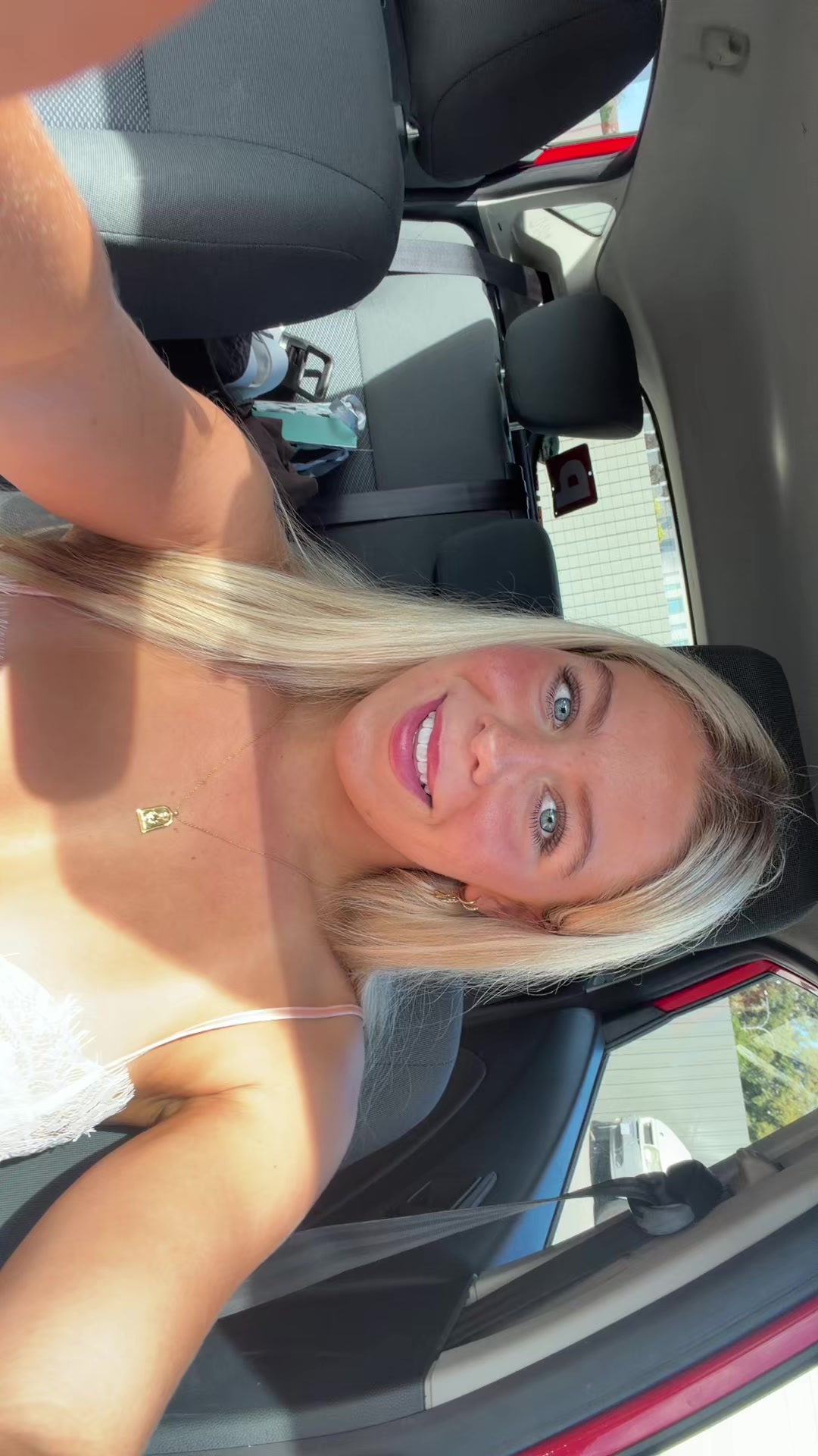 @siennasecond