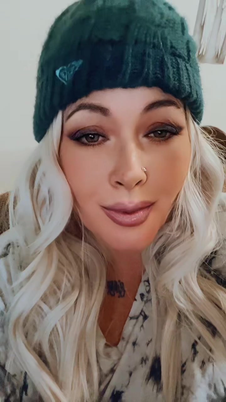 @funloving_blonde
