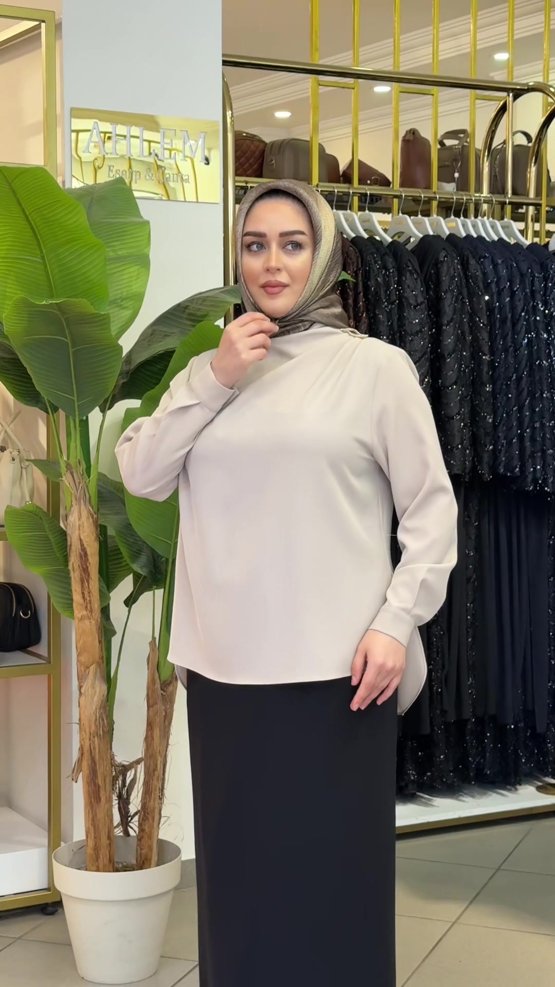 @Ahlem Eşarp