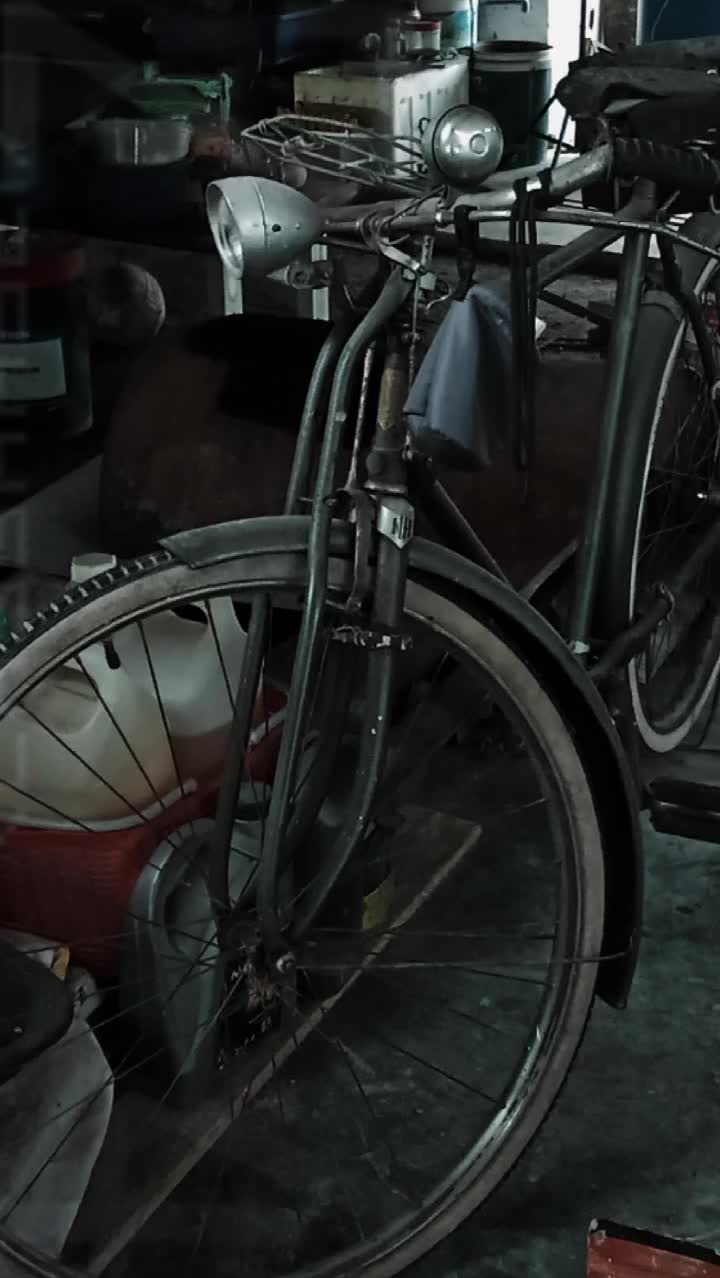 @......