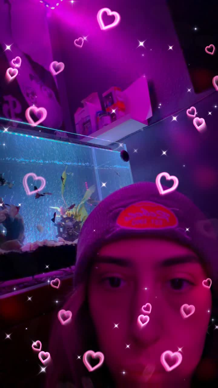 @April ๐๐๐น