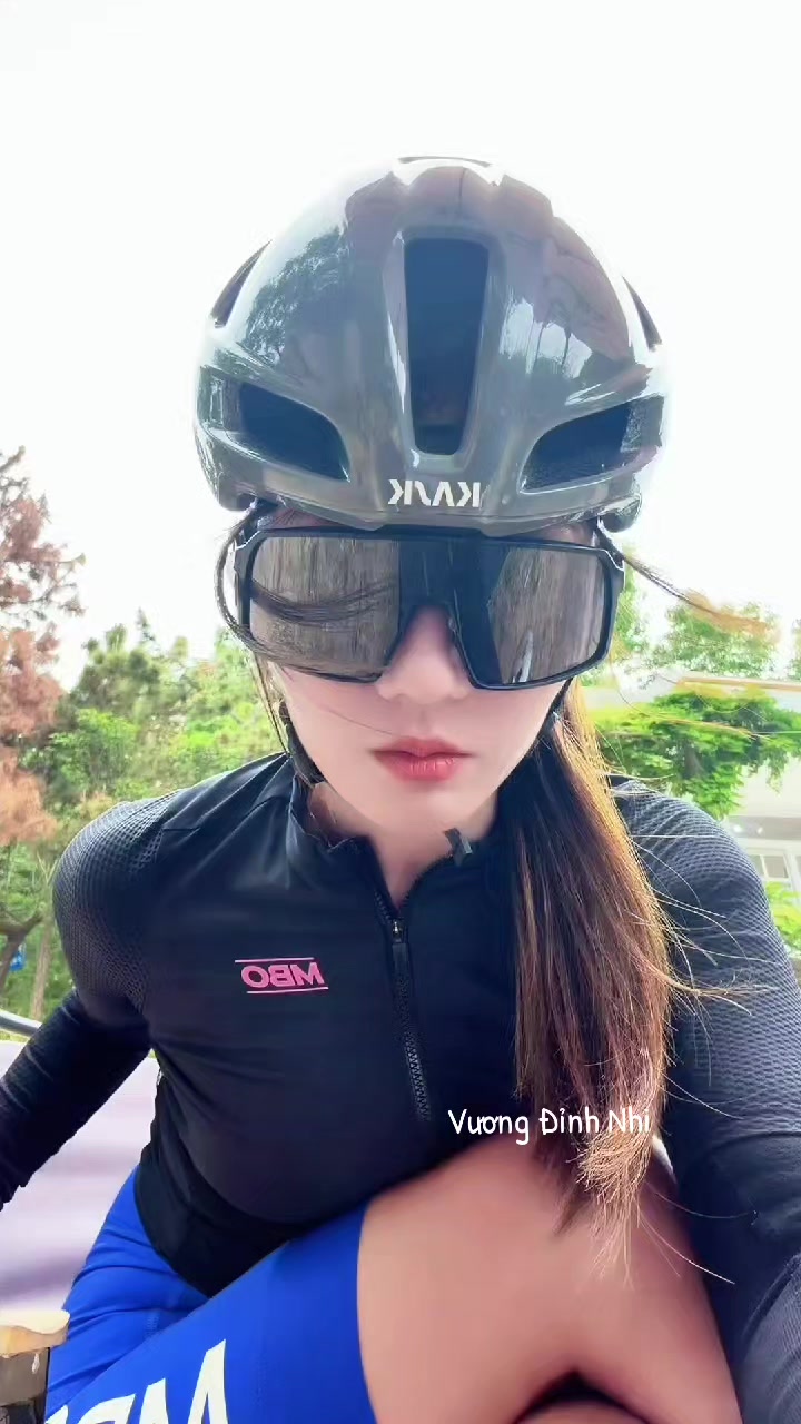 @Vương Đỉnh Nhi