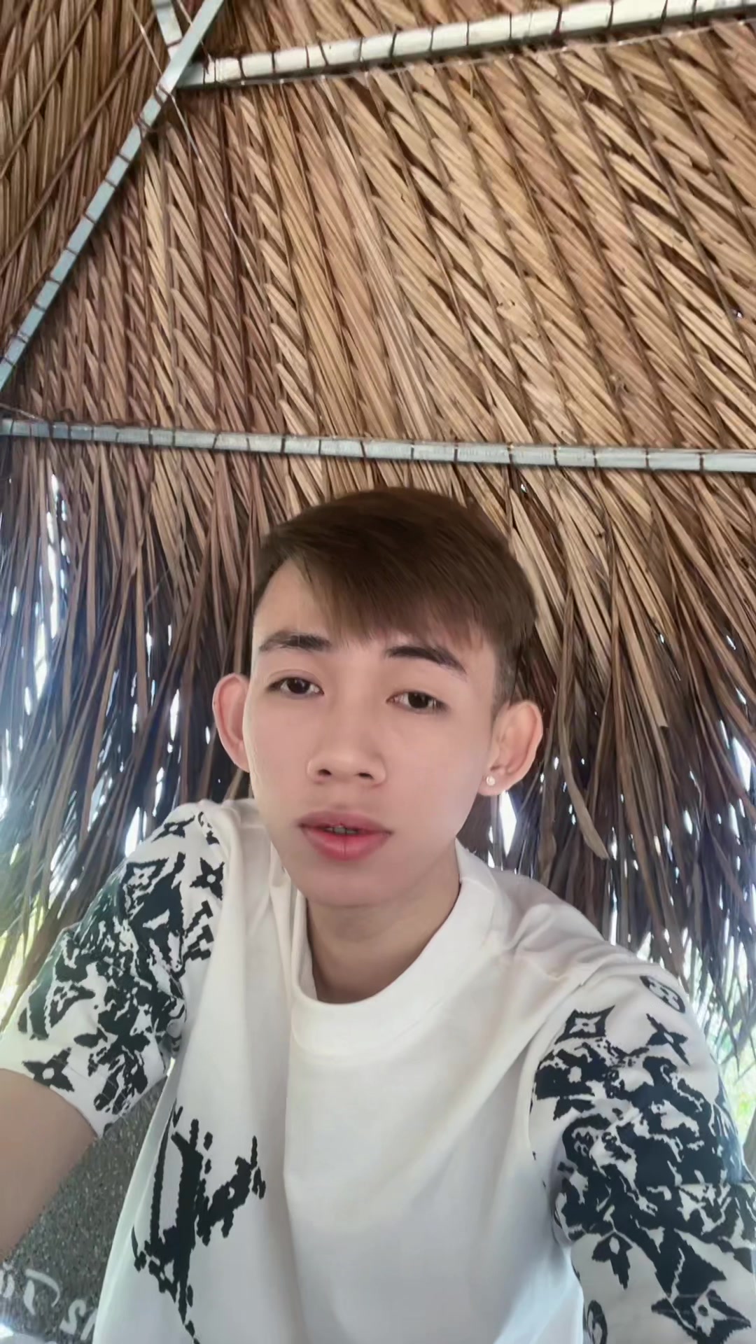 @2004🐒