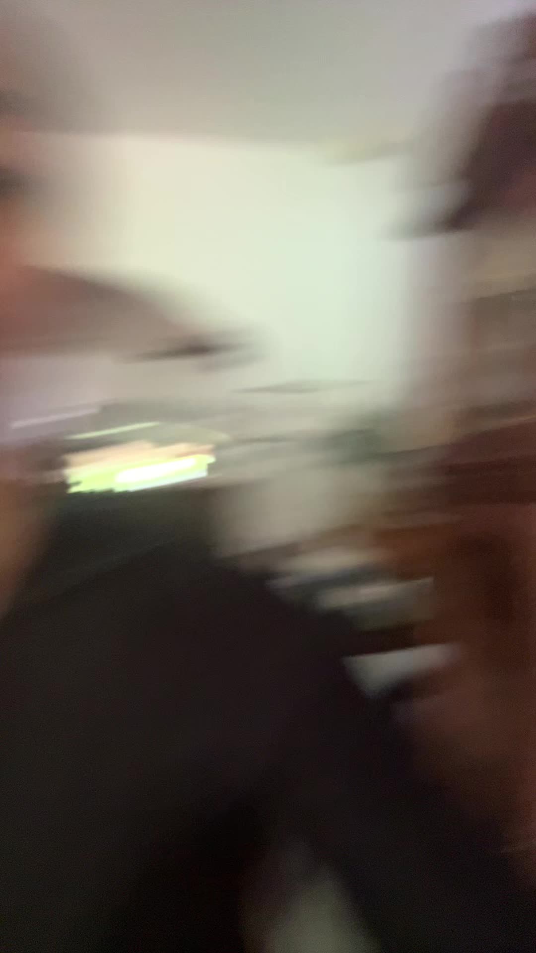 @️