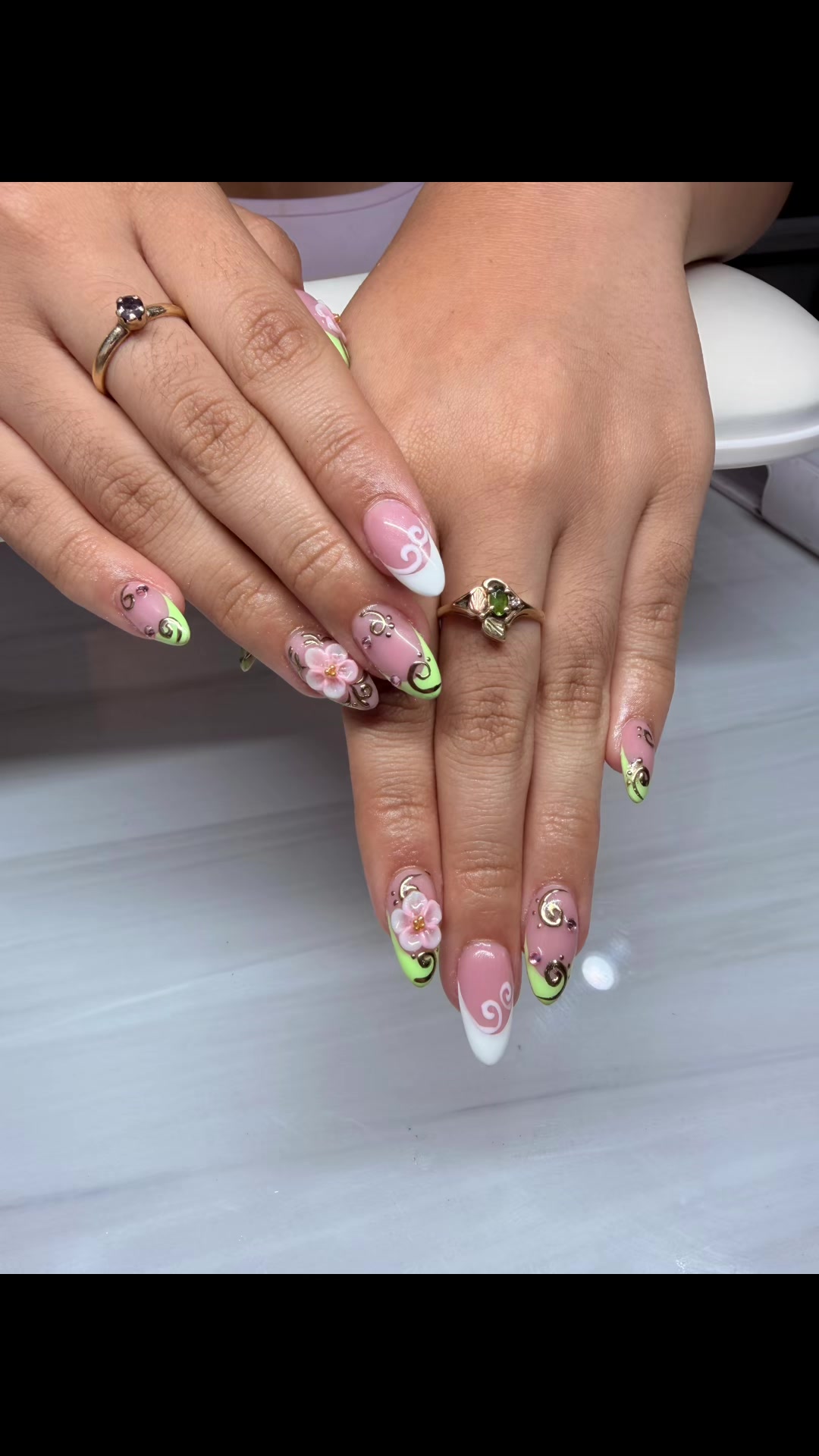 @Adriana’s nails
