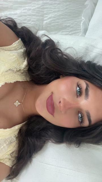 @ashleyybikk