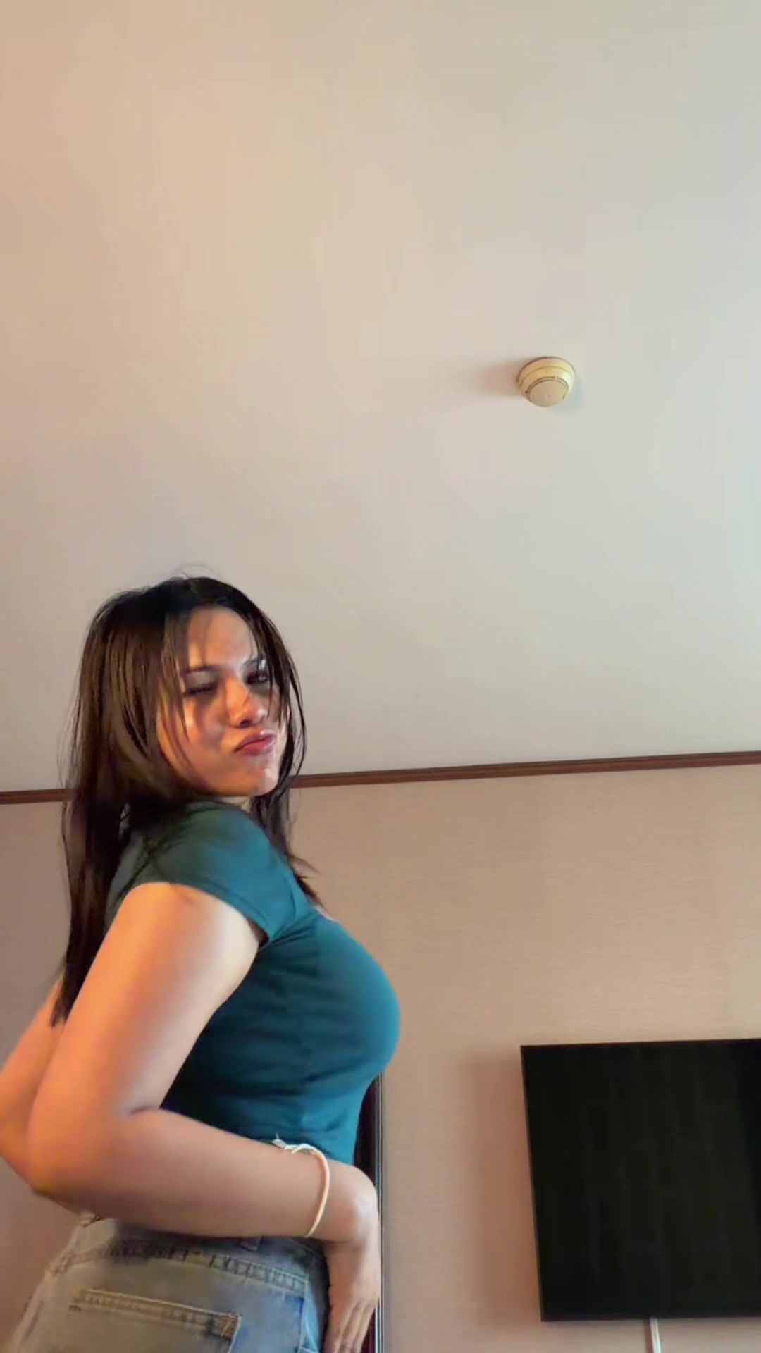 @Nileesha Gunarathne