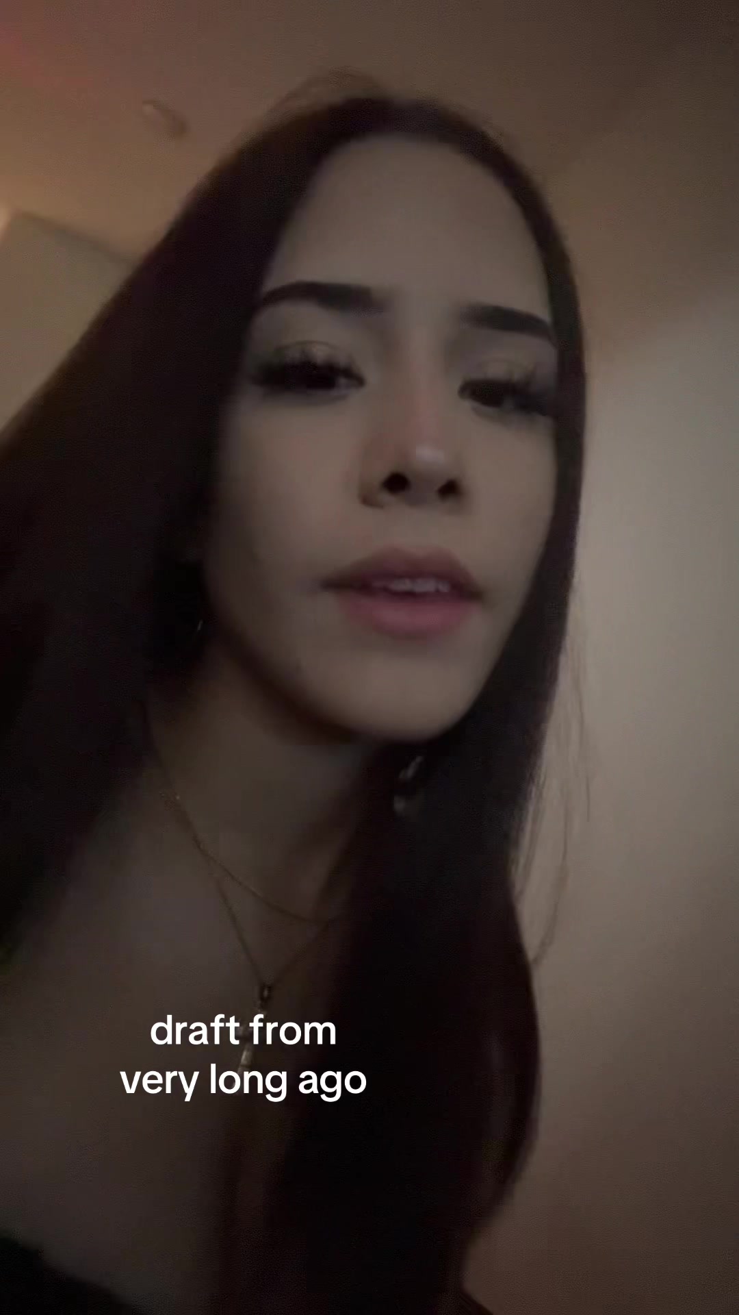 @⃟