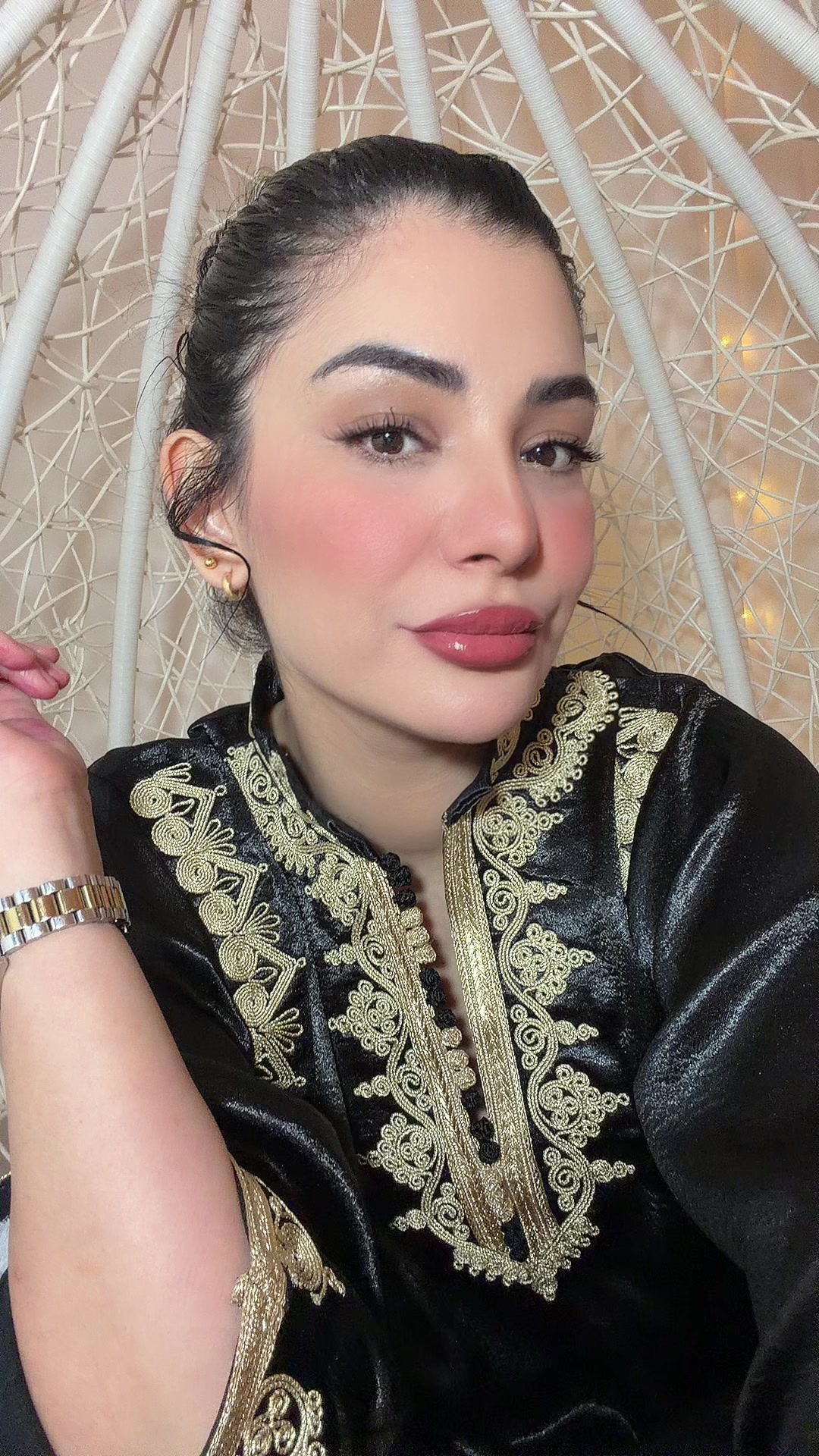 @Leilaa_f_k