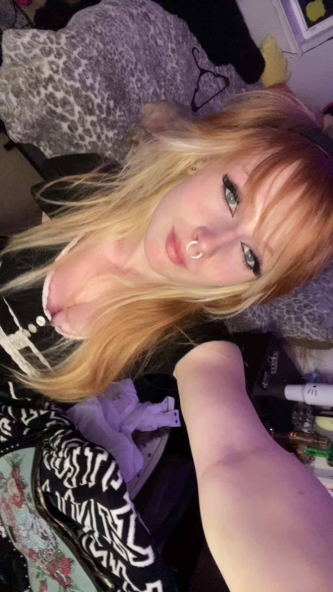 @𝓜𝓪𝓴𝓮𝓭𝓪