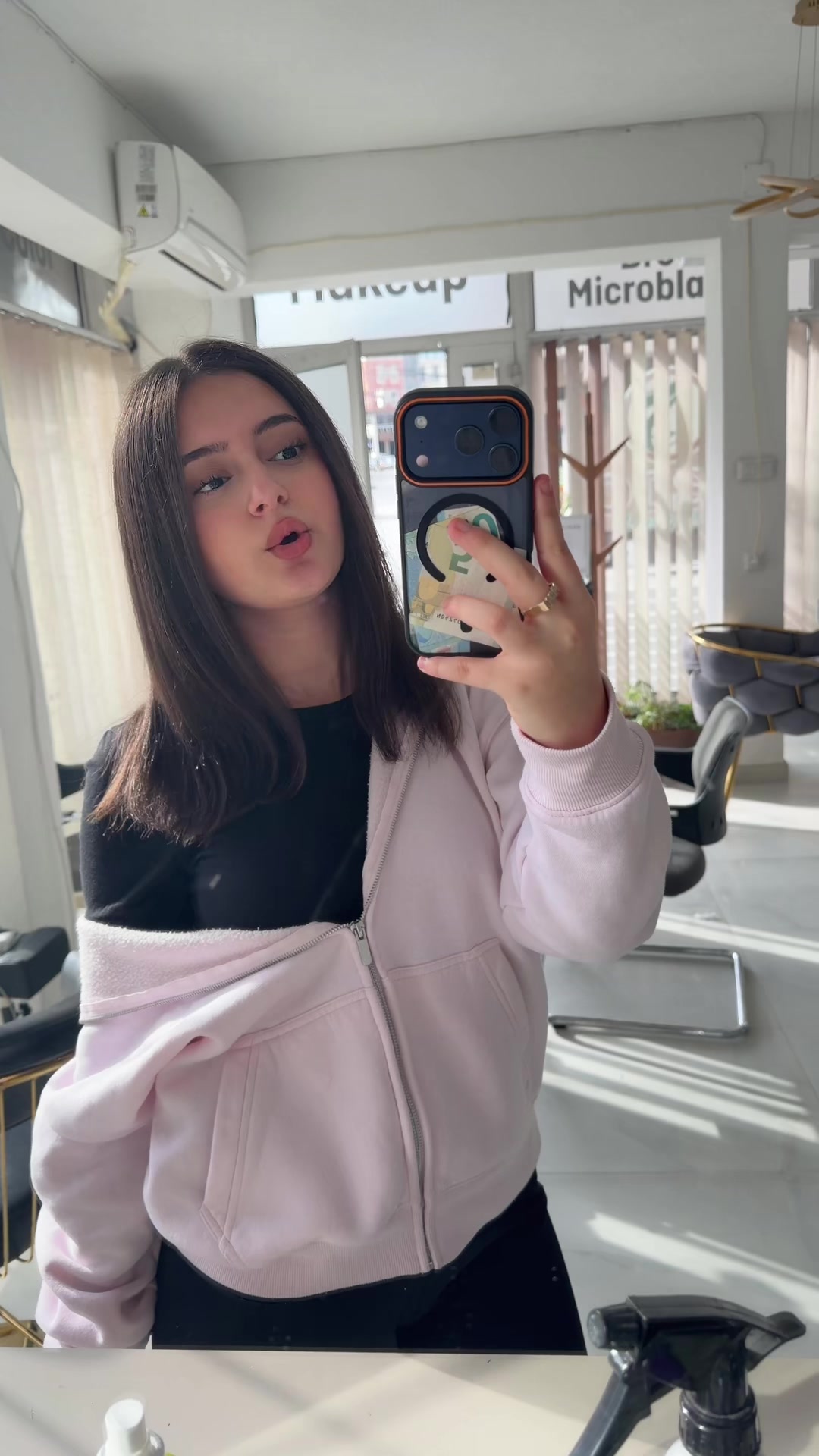 @lanikkaaa
