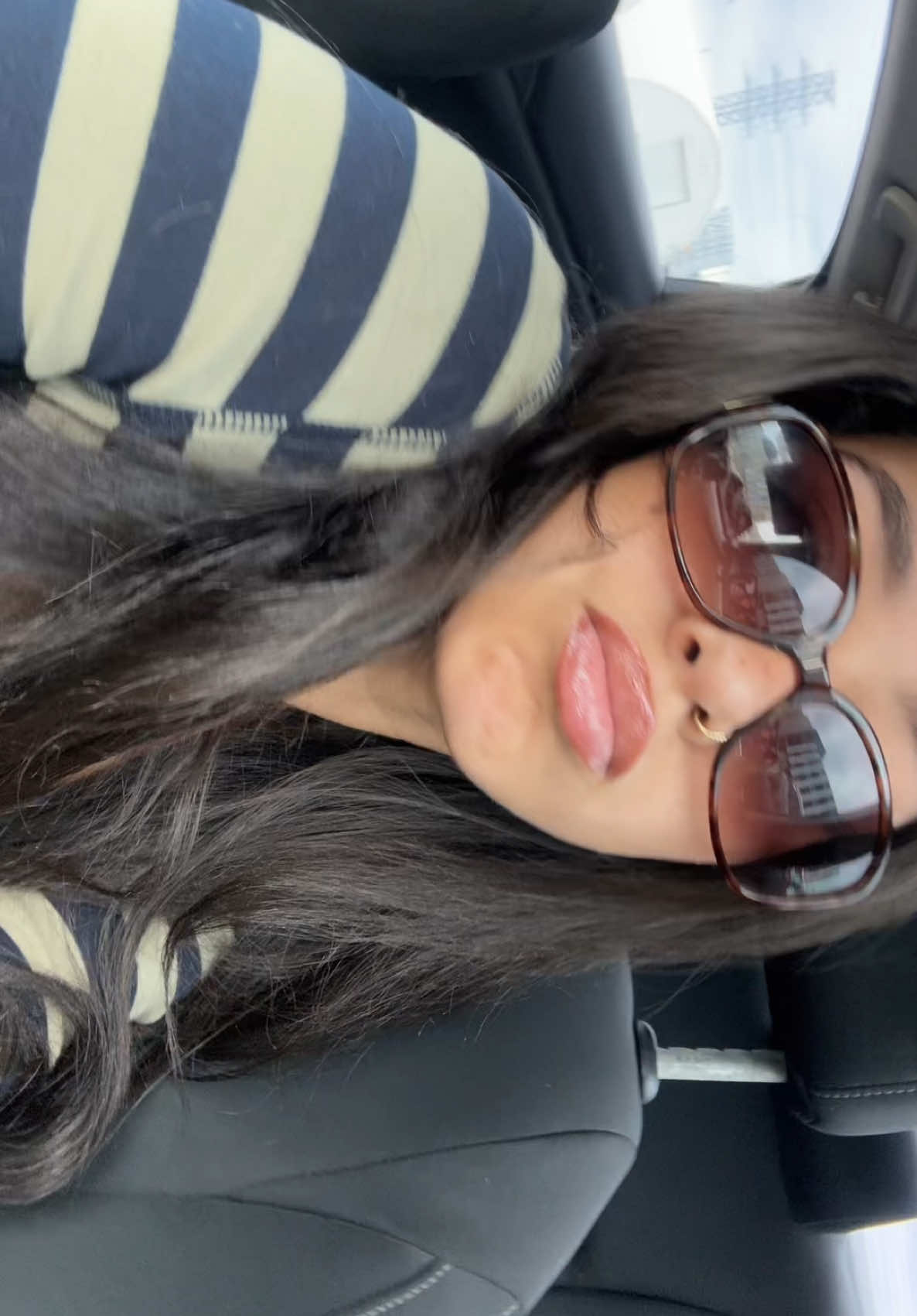 @<3