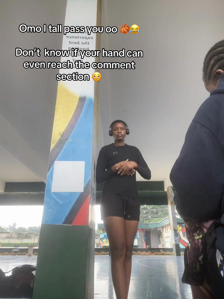 @Vivian🏀⛹️♀️🇳🇬