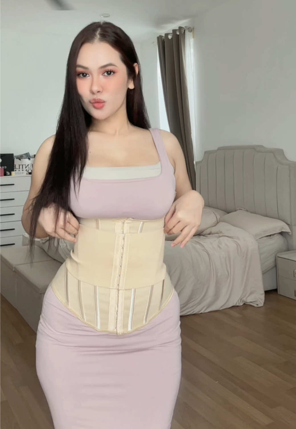 @Debvchi