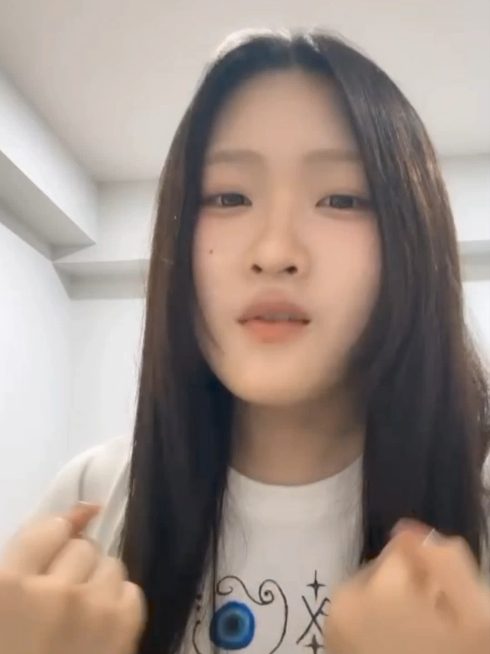 @T