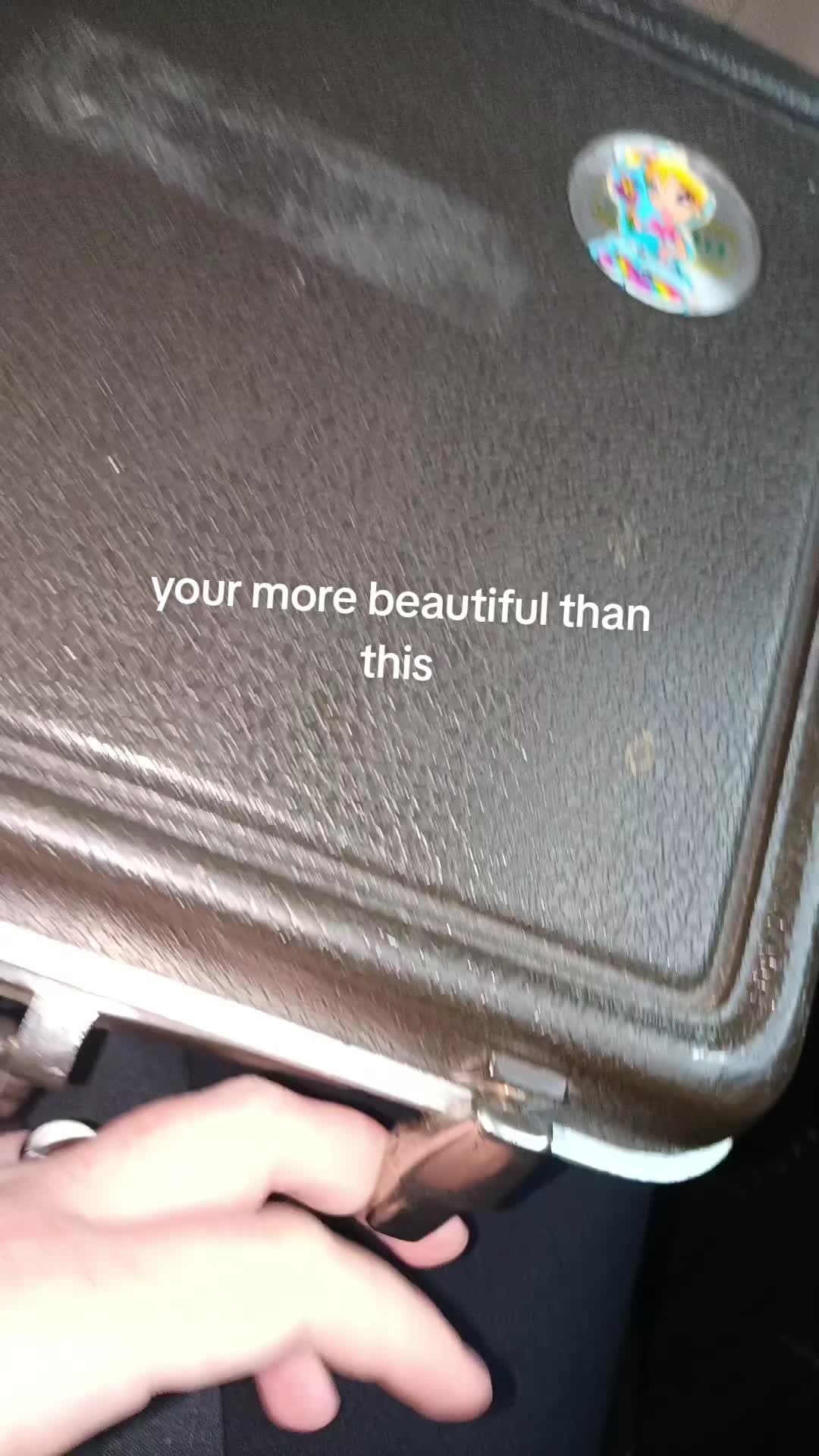 @chlo chlo
