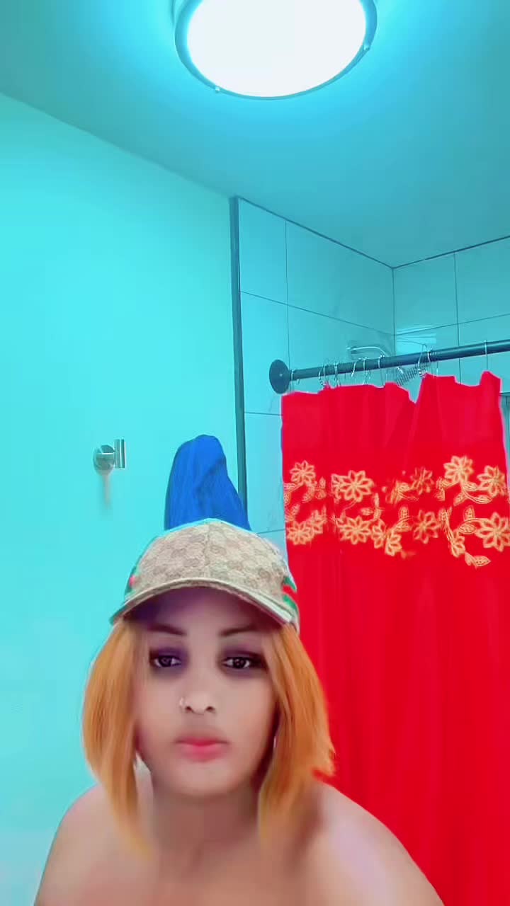 @Queen love🇨🇬🇭🇹🇺🇸