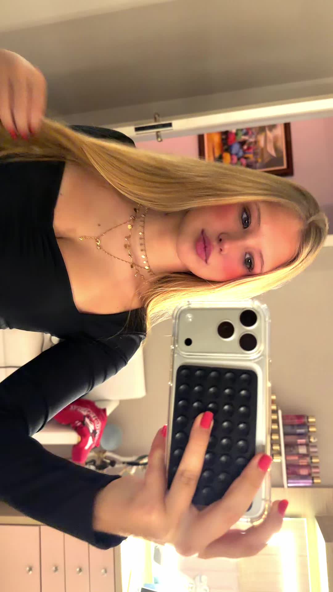 @😉