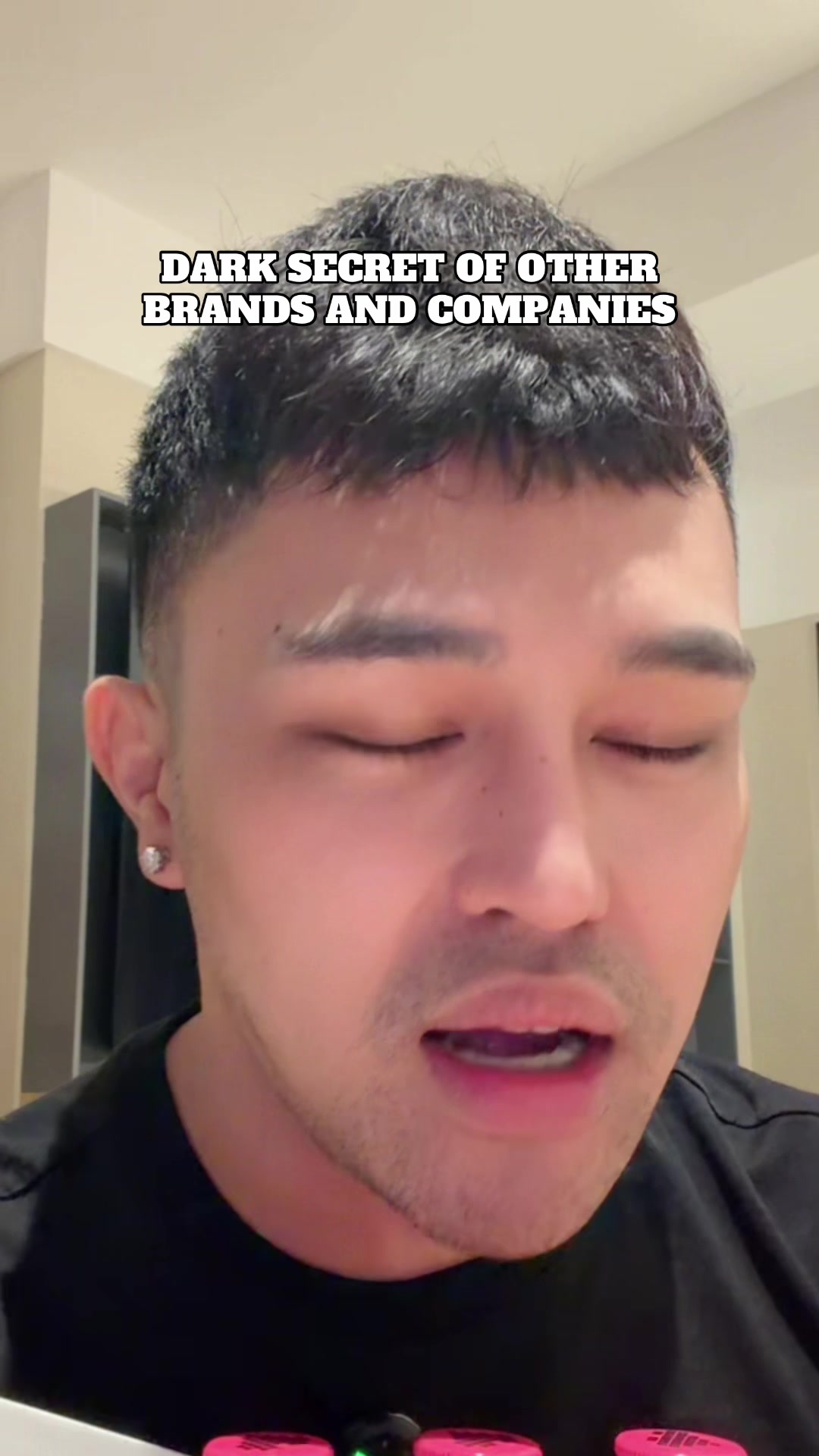 @𝐌𝐫.𝐁𝐥𝐢𝐧𝐤𝐆𝐥𝐨𝐰