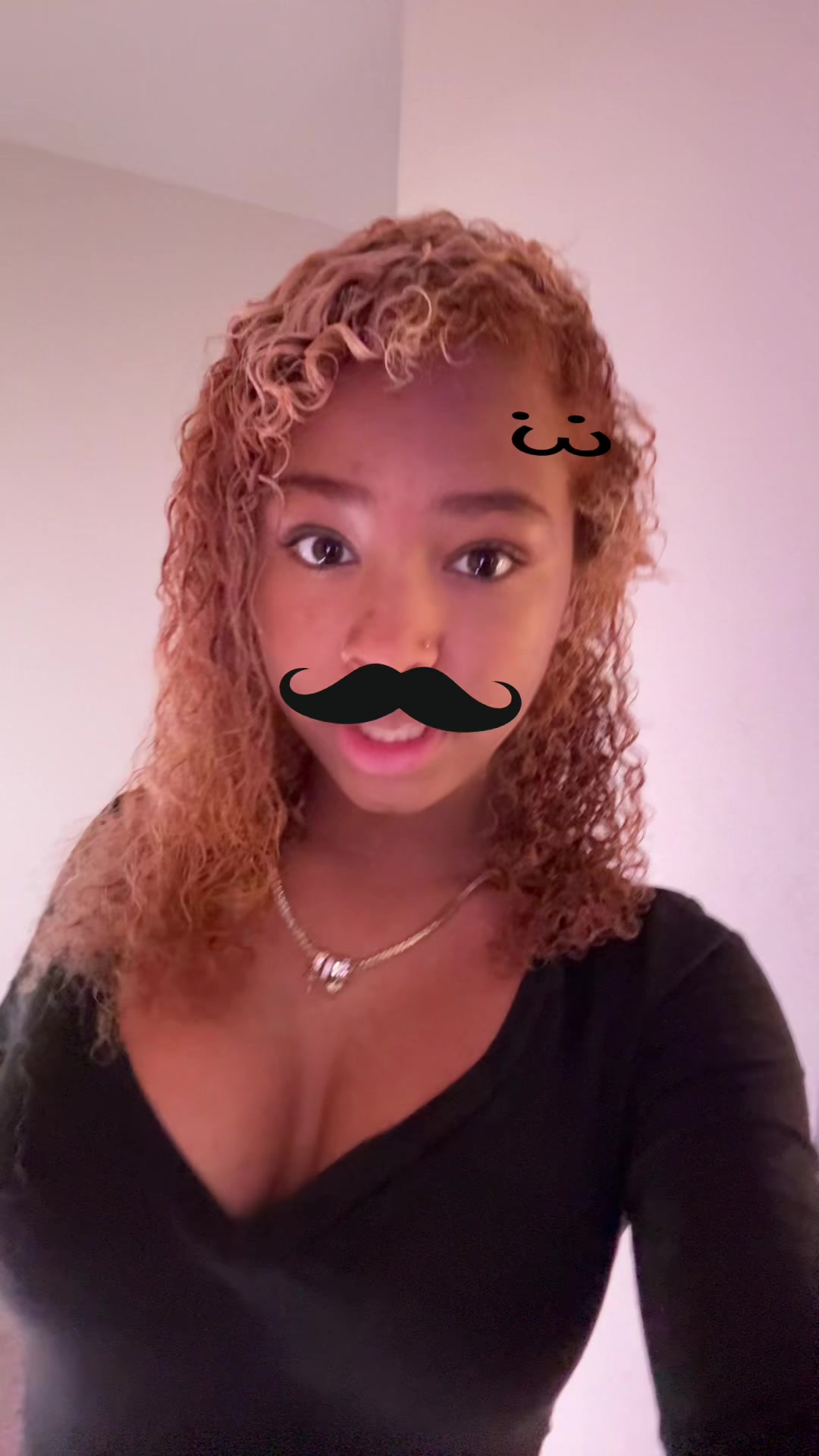 @¿ᴛᴏɴɪ?