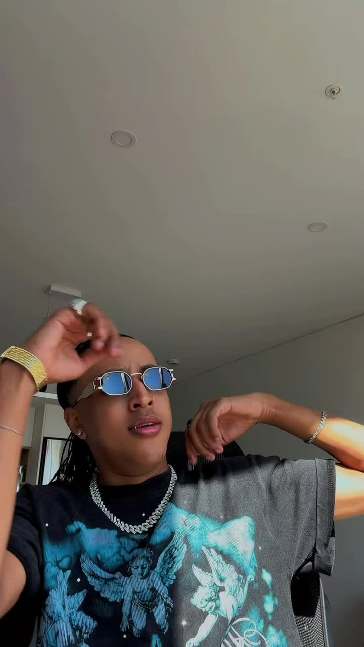 @M 𓅓