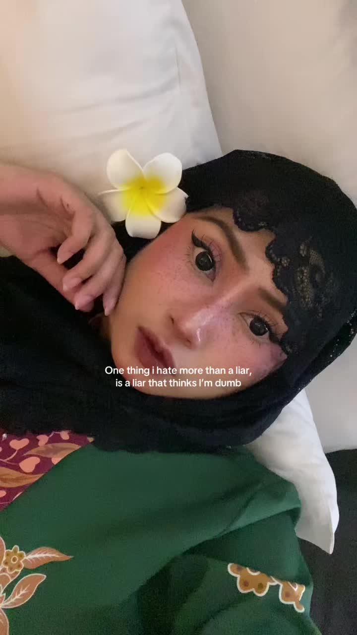 @bukanFatin