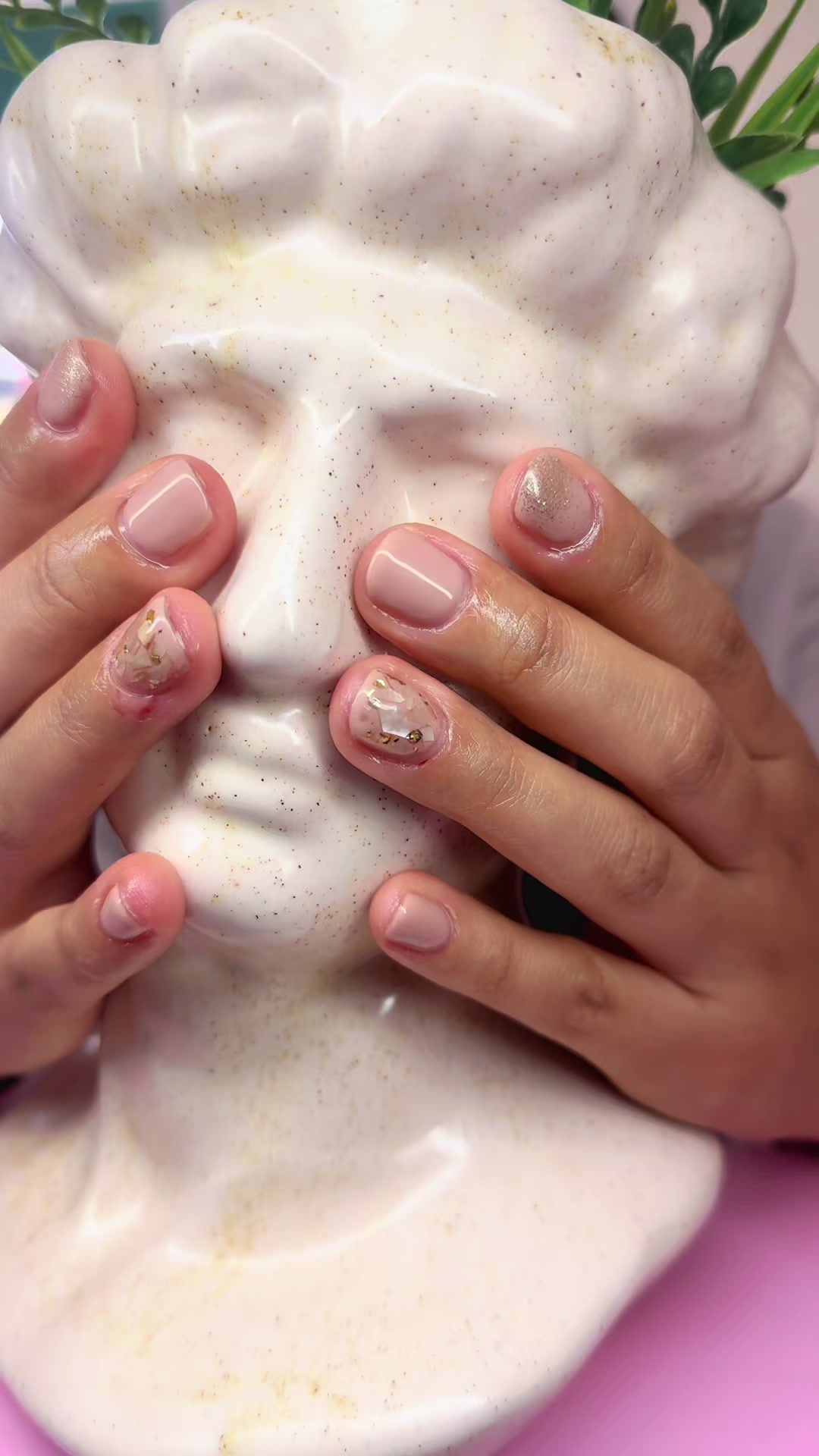 @Grey’s nails room