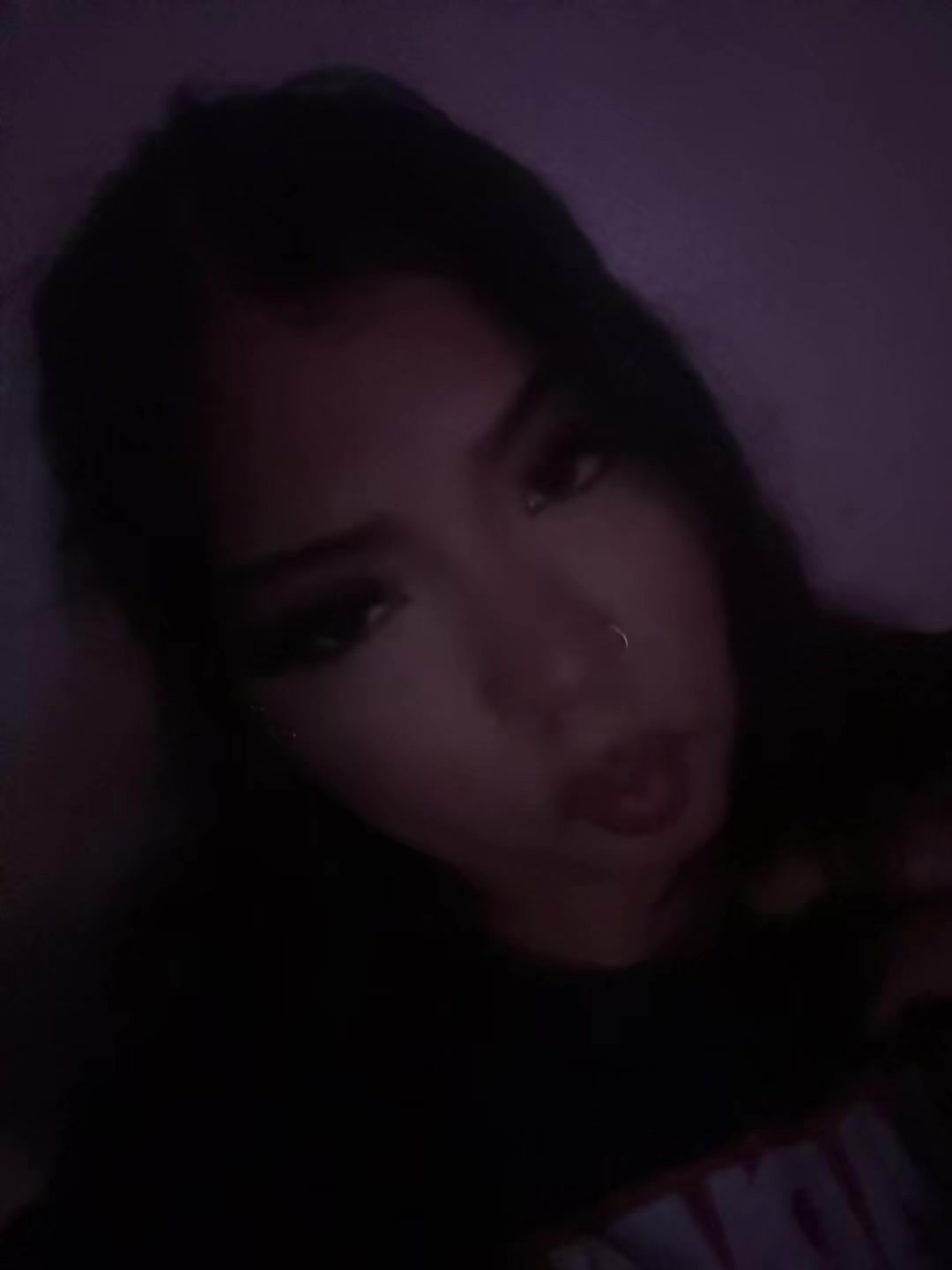 @Mariꨄ︎