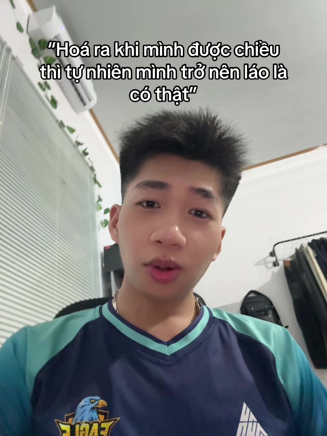 @Phe Con Gái🌚