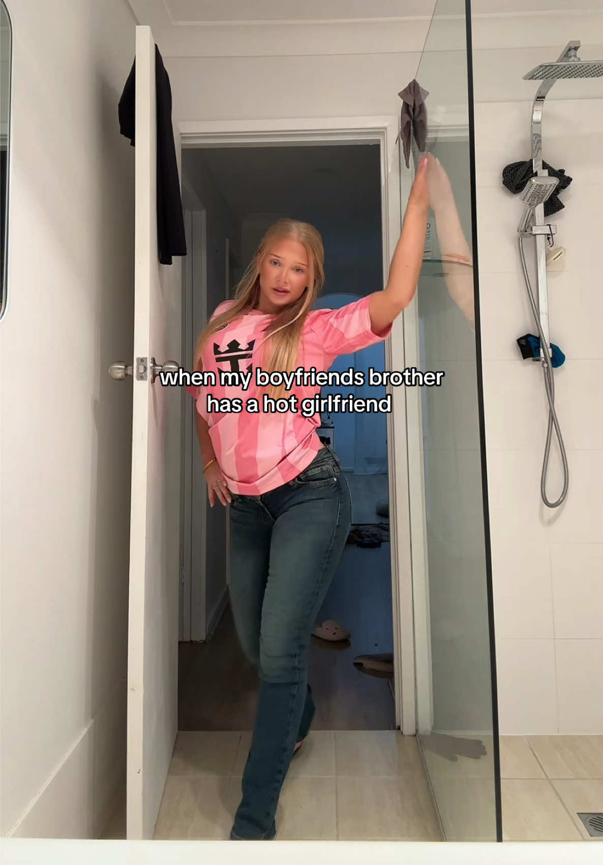 @holliechamberlain