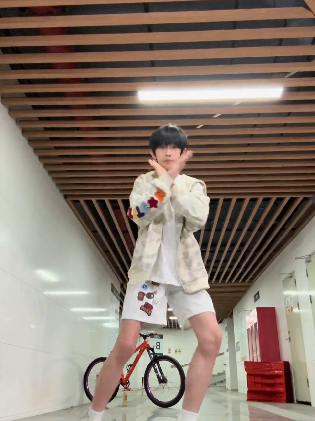 @咕叽、