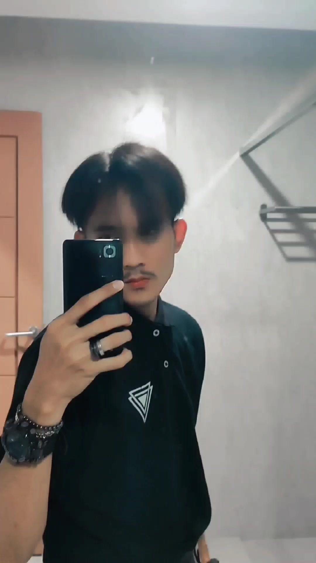 @Aryaaa 🐺