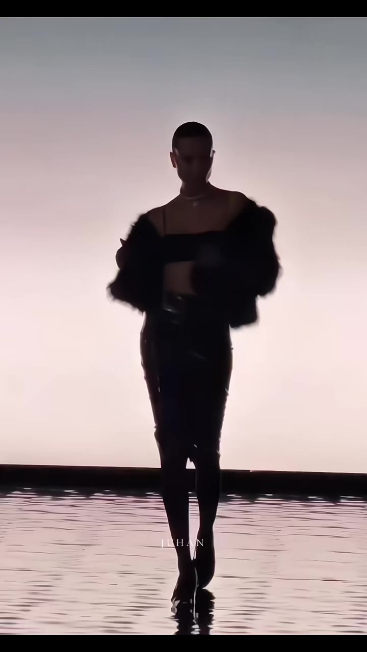 @J U H A N