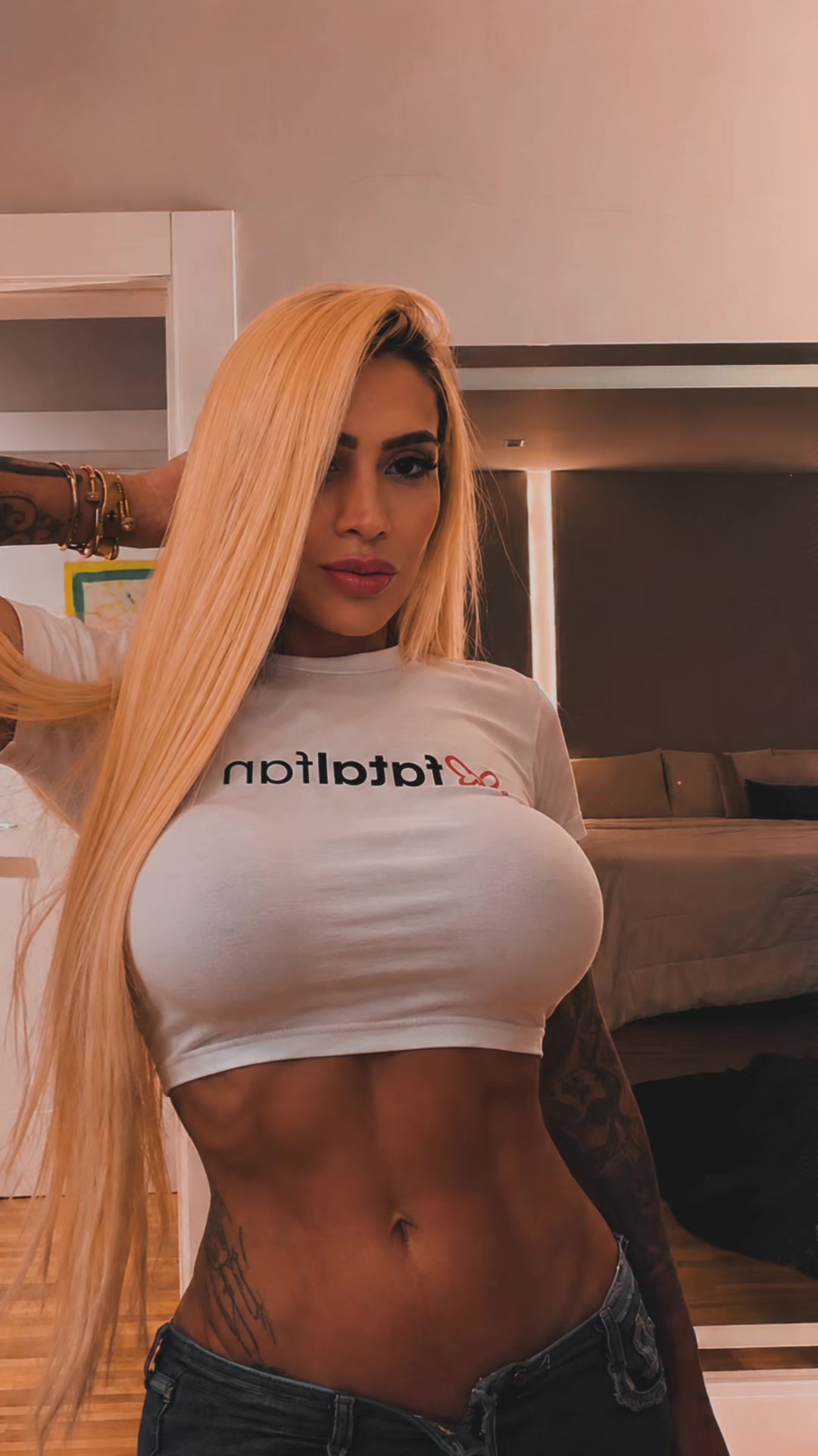 @JUJU FERRARI 🦋