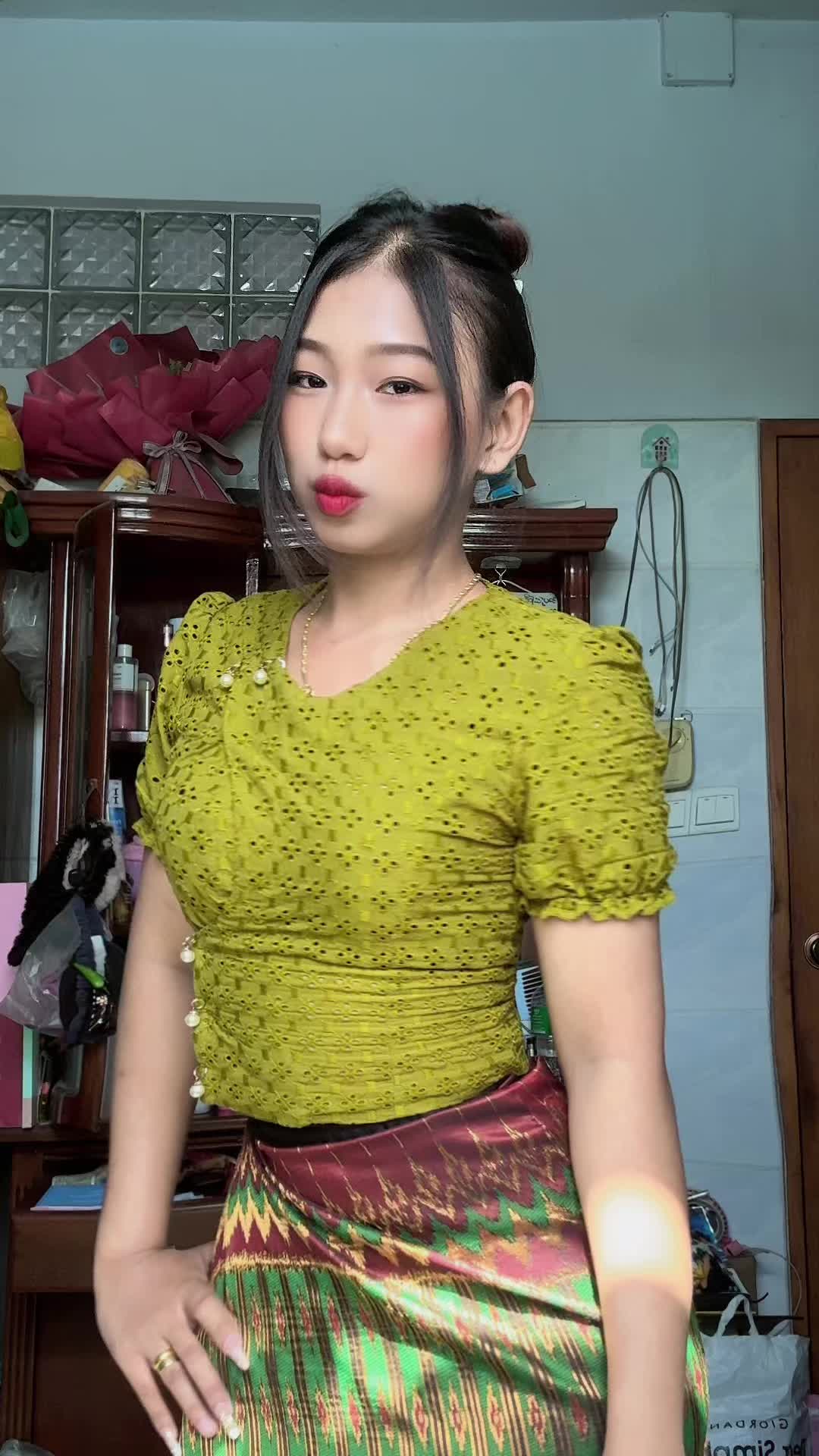 @Thandarkyaw