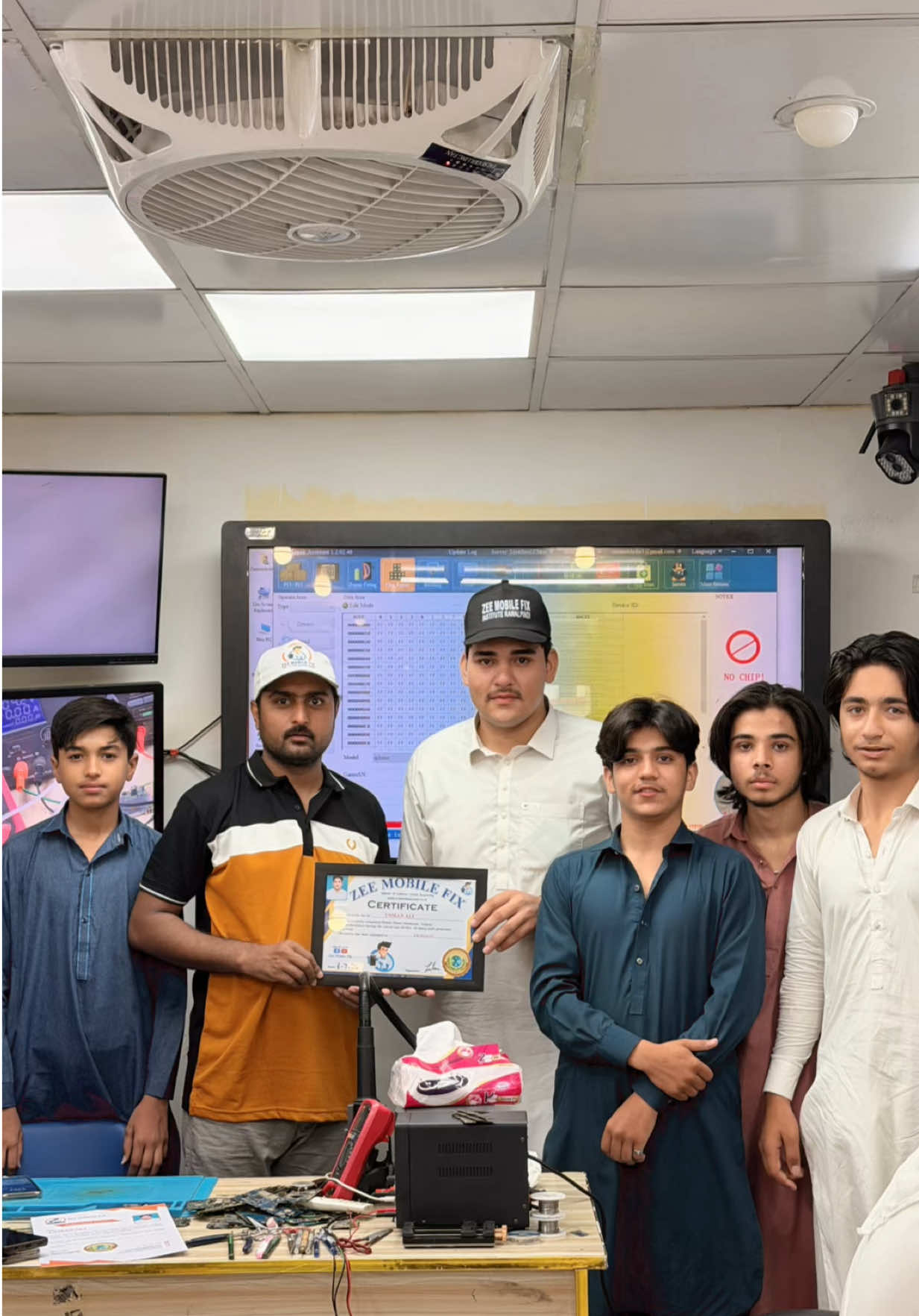 @#Zee_Mobile_Fix ( institute)
