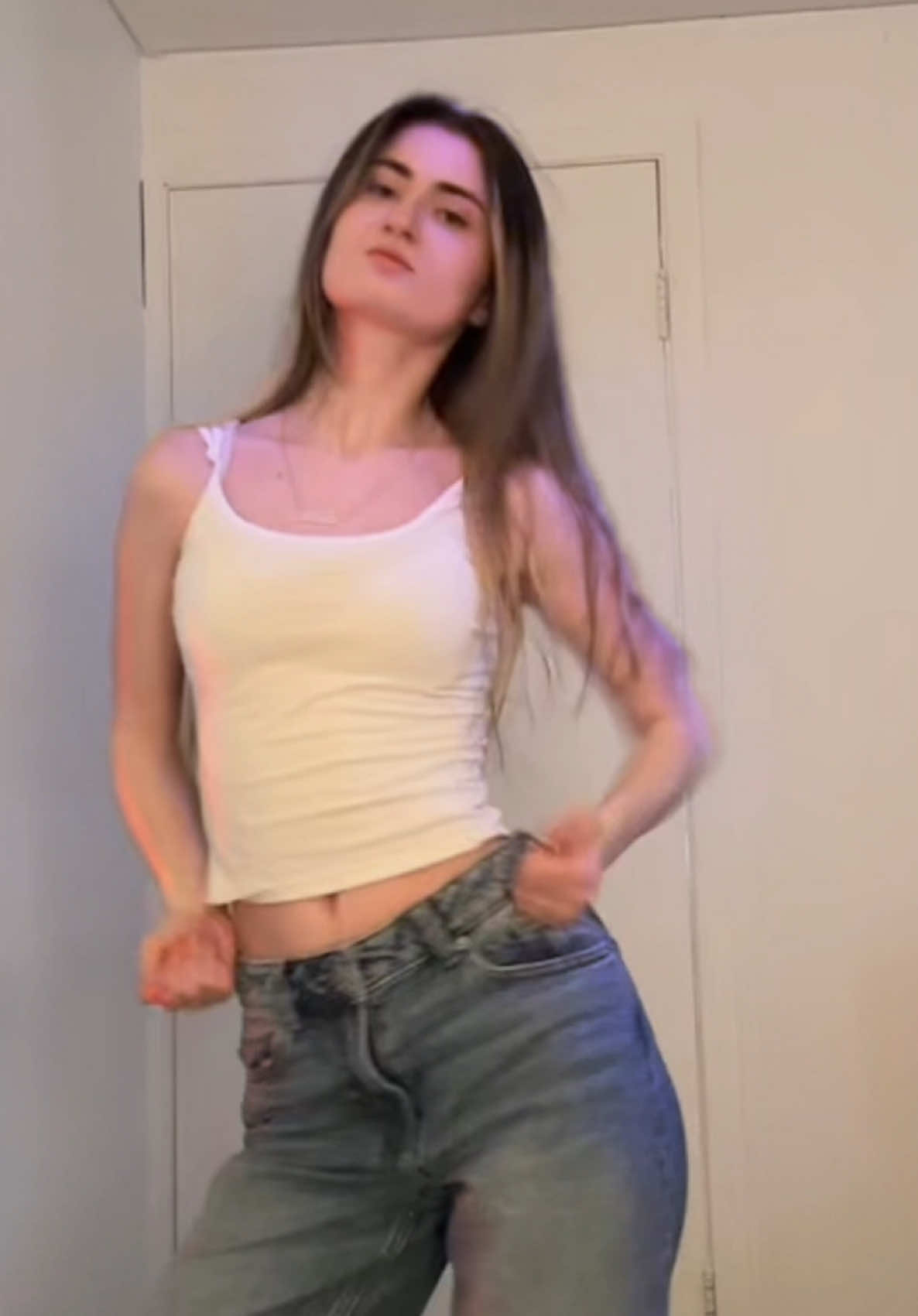 @𝓐𝓷𝓷𝓪
