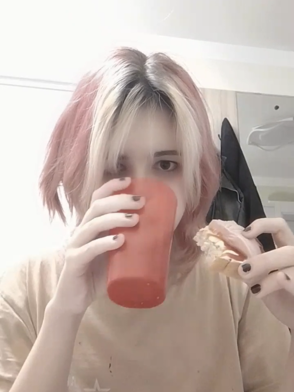 @࣪ೀ 𐌺᧐ʍᥙдᥙ/𝓚𝓸𝓶𝓲𝓭𝓲🍰★彡