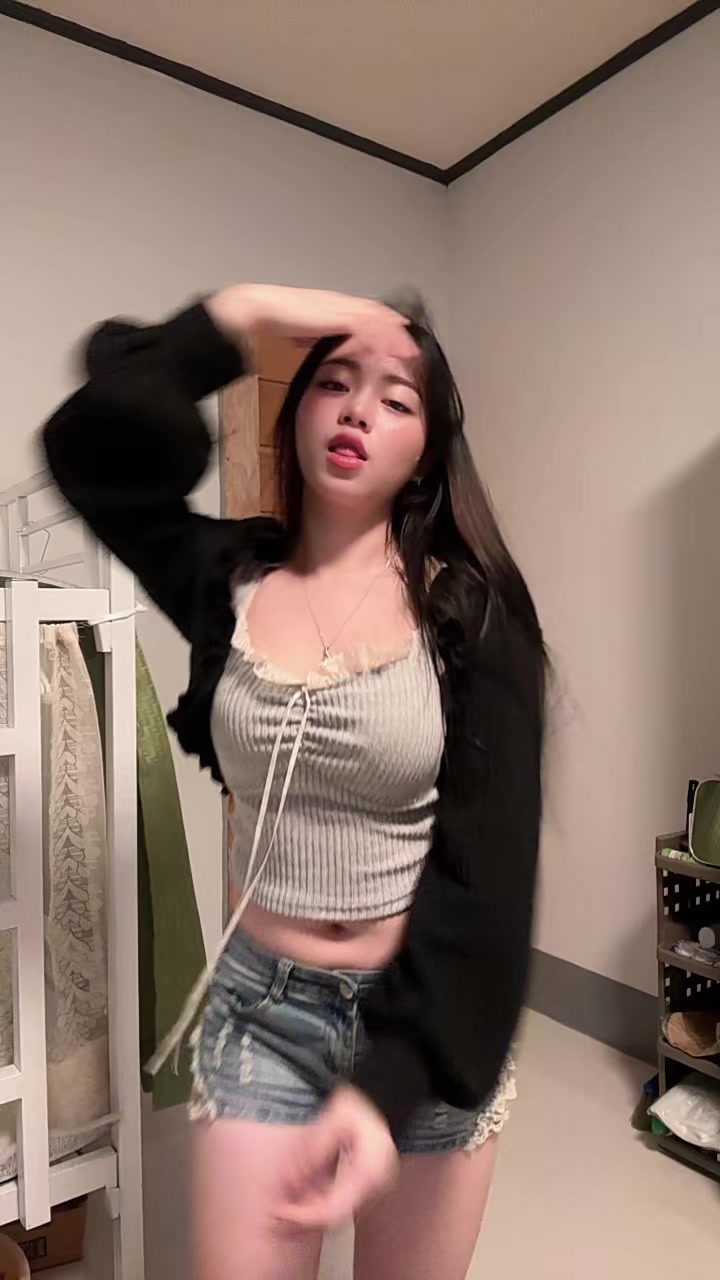 @axl