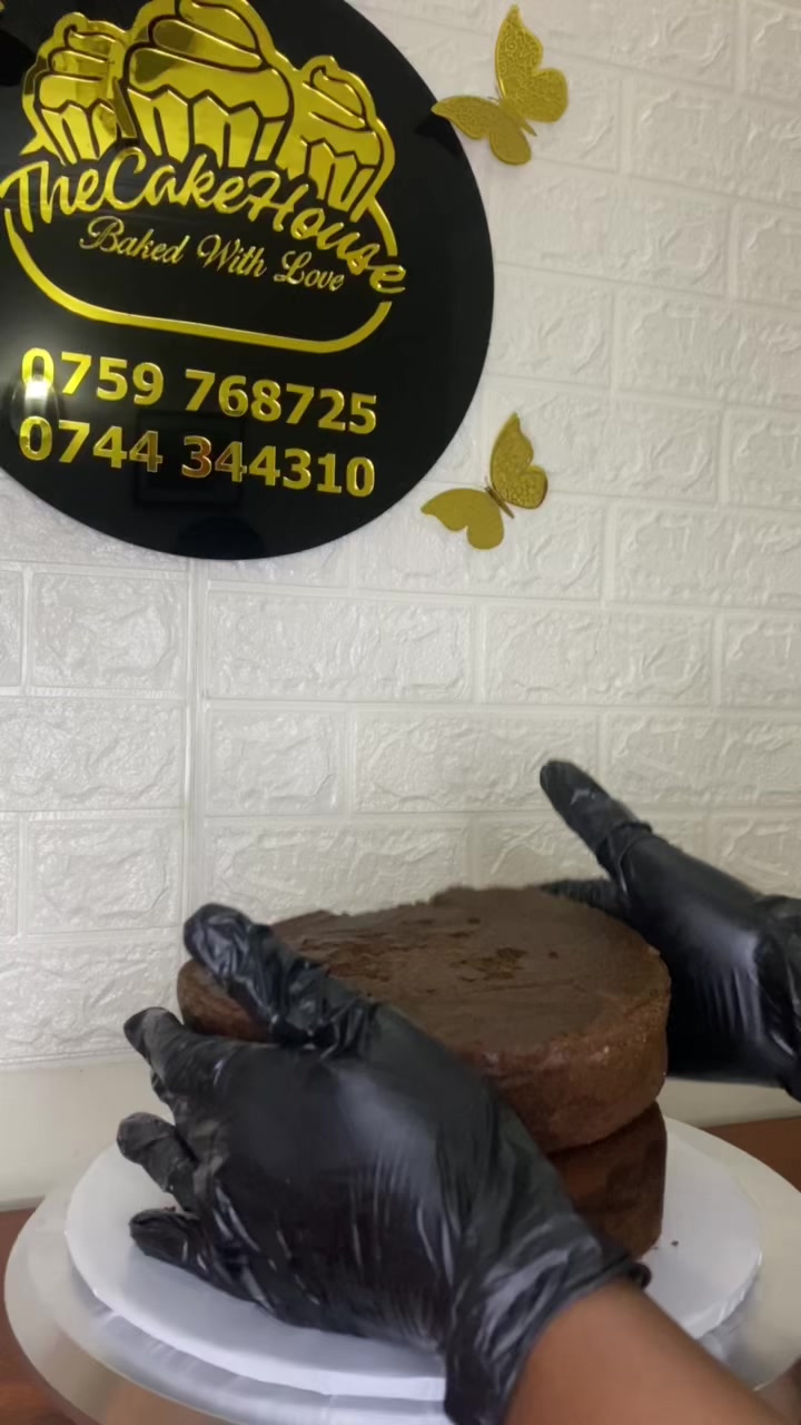 @thecakehouse_256